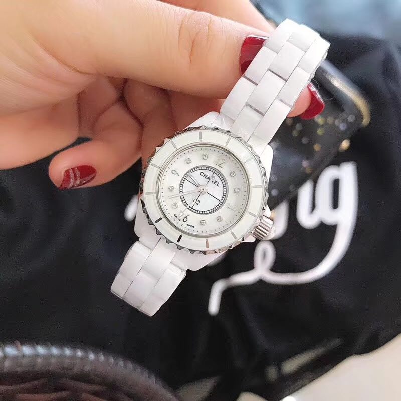 Chanel シャネル 腕時計 時計 レディース 定番人気商品 CH-TSH160-001